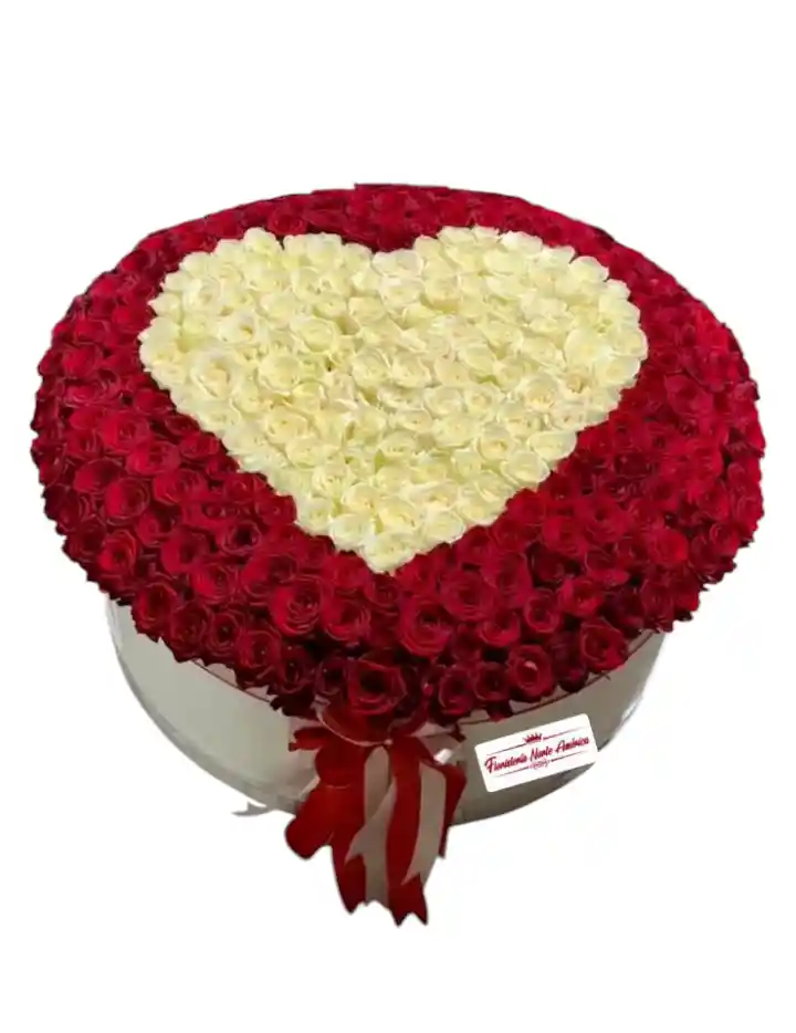Caja De Rosas Gigante Corazon Blanco