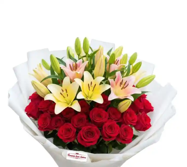 Bouquet De Rosas Y Lirios