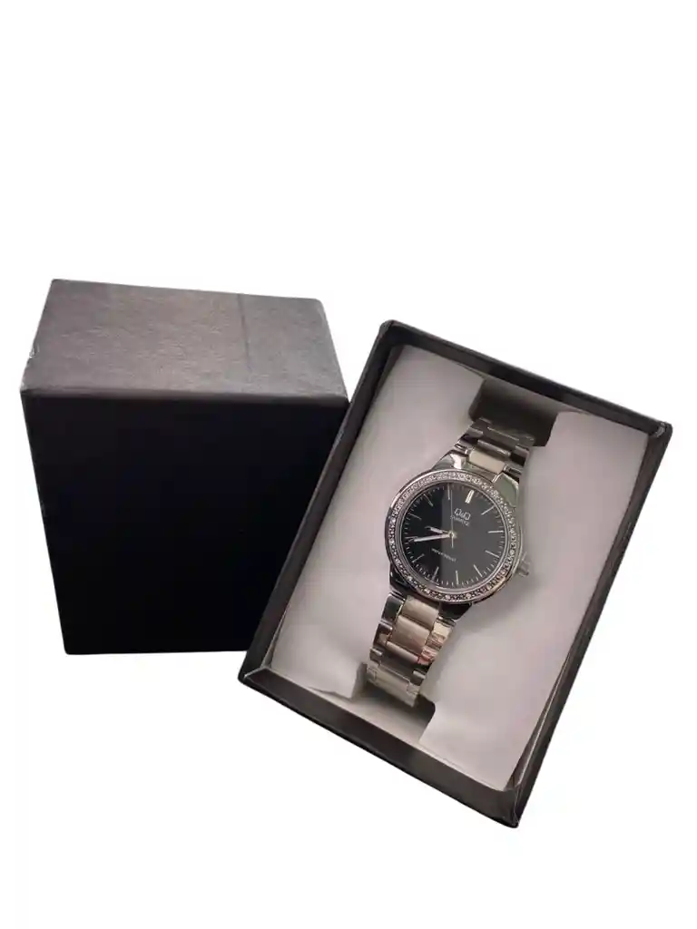 Reloj Replica Negro Con Plateado, Con El Borde De Brillos Para Mujer Marca Qyq Replica