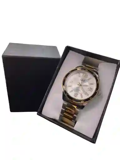 Reloj Replica Negro Con Dorado, Y Centro Color Blanco Para Hombre Marca Qyq Replica
