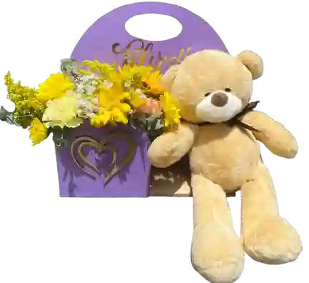 Flores Amarillas Con Oso De Peluche