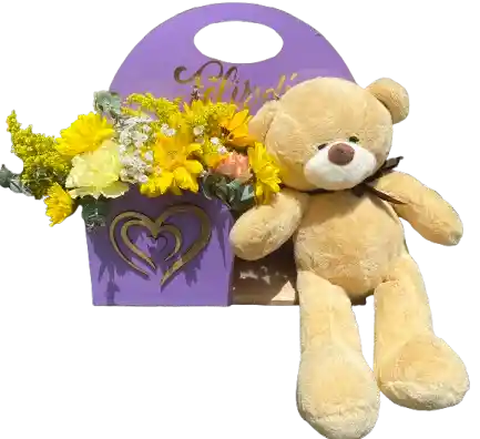 Flores Amarillas Con Oso De Peluche