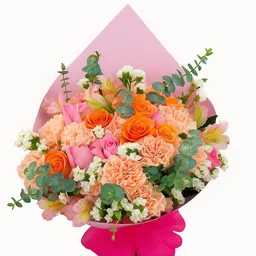 Bouquet De Flores Surtidas Con Claveles Y Rosas