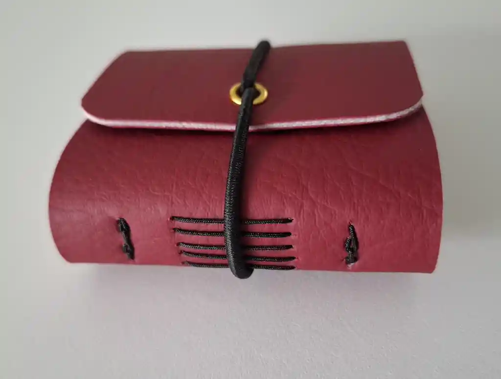 Viajera Guinda Mini (cordón Elástico)