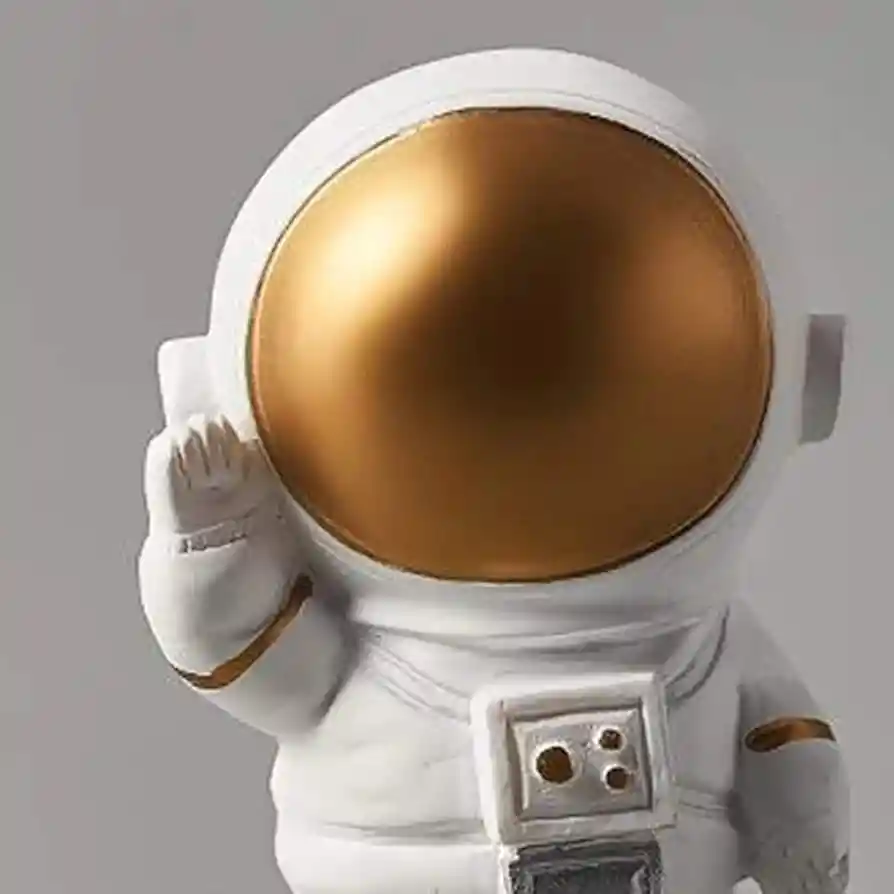 Moderno Soporte Con Base Astronauta En La Luna Para Celular