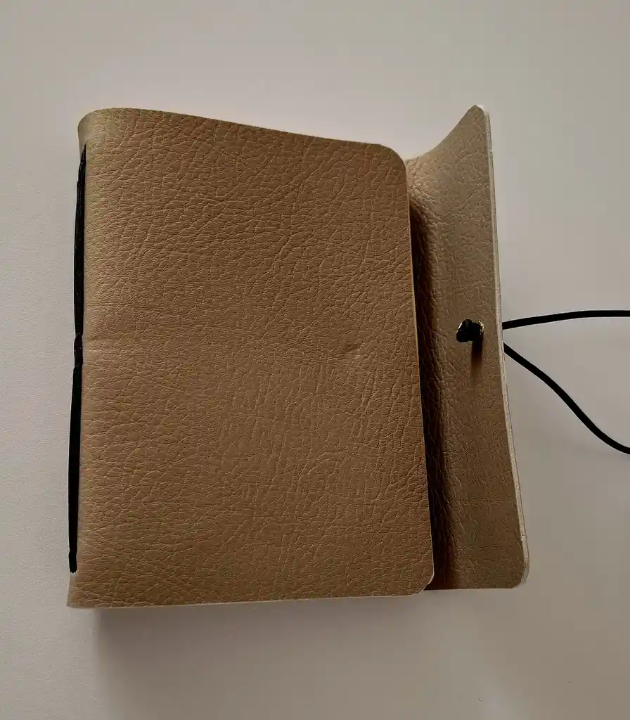 Viajera Dorada Mediana - Cordón Elástico