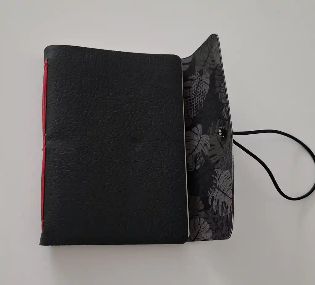 Viajera Negra Mediana - Cordón Elástico