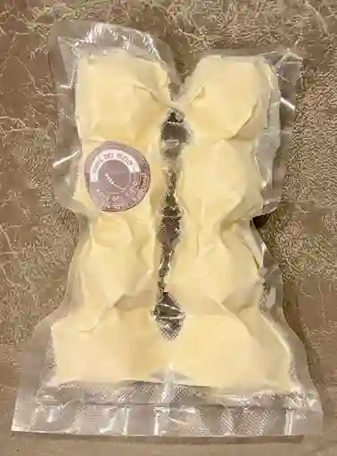 Pandebono Tradicional Con Queso X 8 Und