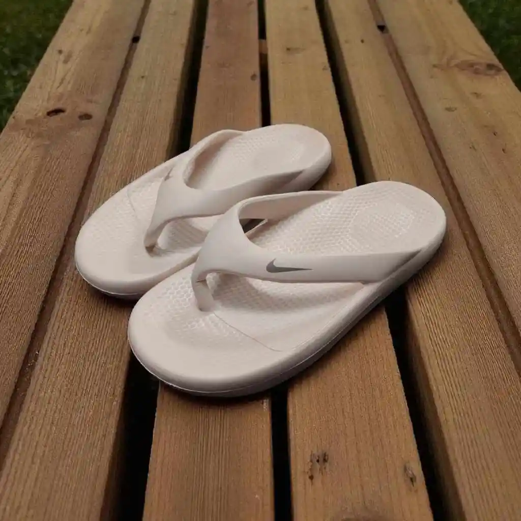Chanclas Sandalias Nike Caballero Beige Talla 41/42