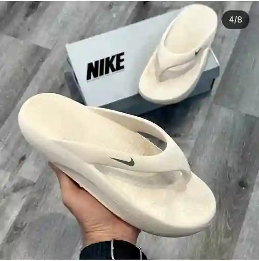 Sandalias Chanclas Nike Beige Talla 43/44
