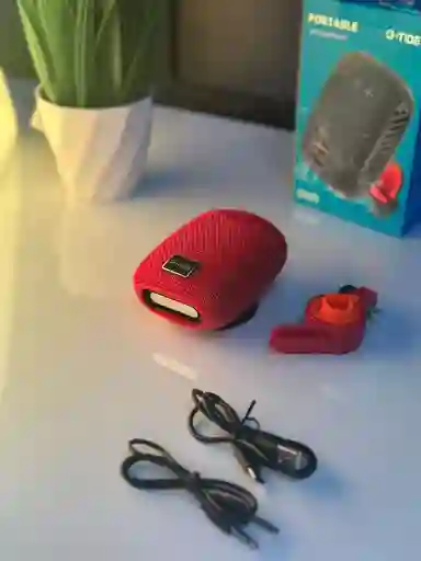 Parlante Con Soporte Para Bicicleta O Moto Gtide Color Rojo