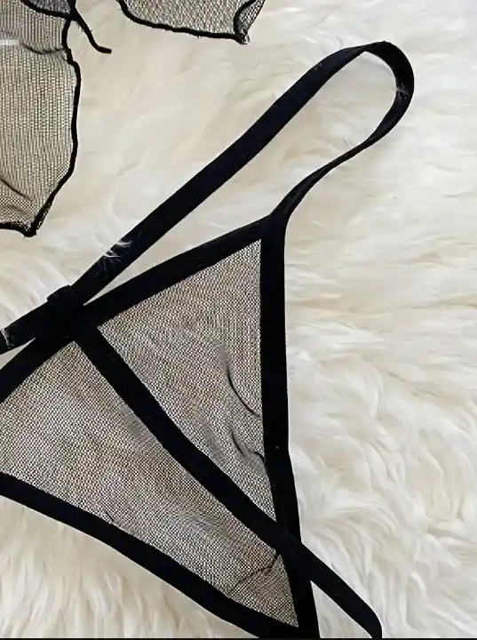 Pijama Elegante De Malla Transparencia Detalles En Encaje - Negro