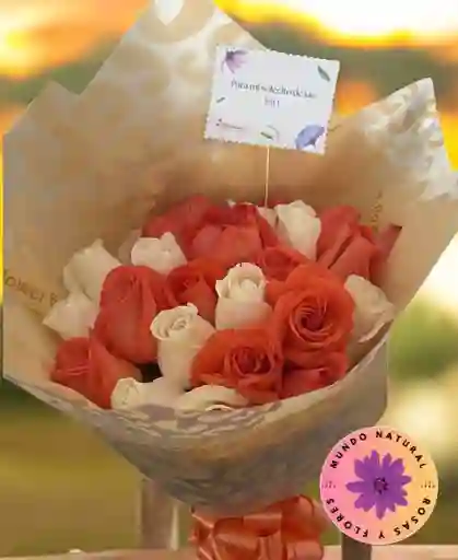 24 Rosas Salmón Y Blancas