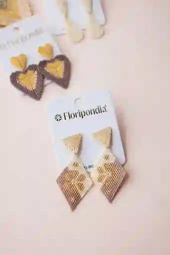 Aretes Miyuki Flor