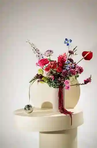 Combo Bouquet M Berries + Upia M Blanco Niebla