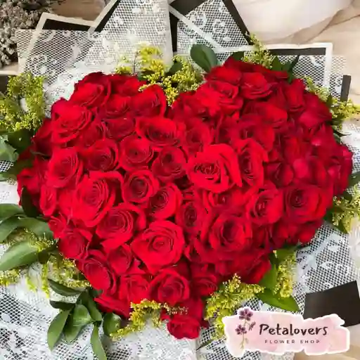 Flores Arreglo De 75 Rosas Rojas En Forma De Corazón