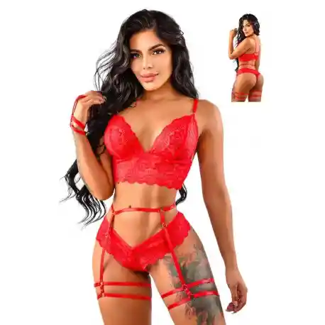 Conjunto En Encaje Fatal – Delicadeza Que Enamora, Ataduras Que Provocan