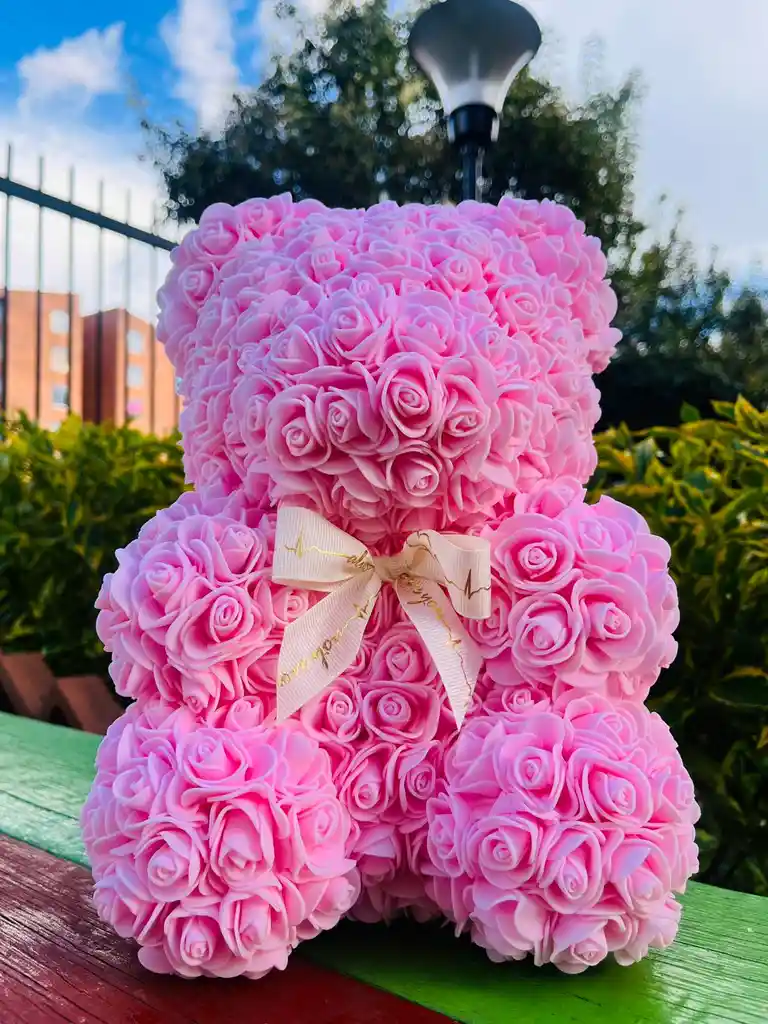 Oso Rosado Grande En Flores Eternas