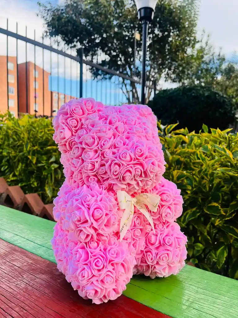 Oso Rosado Grande En Flores Eternas