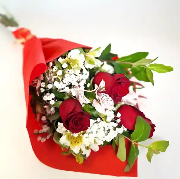 Bouquet X3 Rosas Rojas Y Astromelias