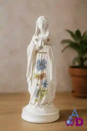 ✨ Imagen De La Virgen Rosa Mística Blanca Con Detalles Florales