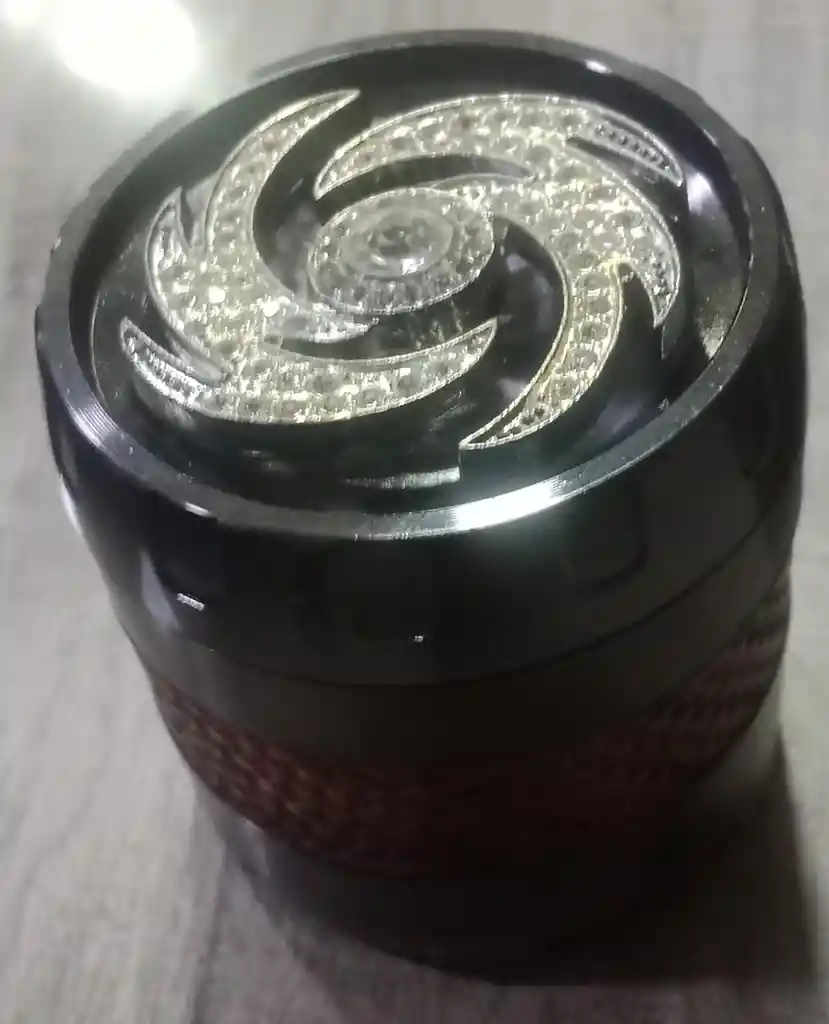 Rascador Trillador De Metal Grande 3 Pisos