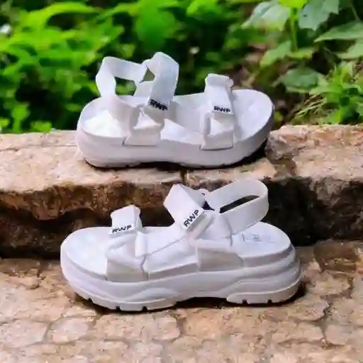 Sandalias Deportivas Para Dama Blanco Talla 39