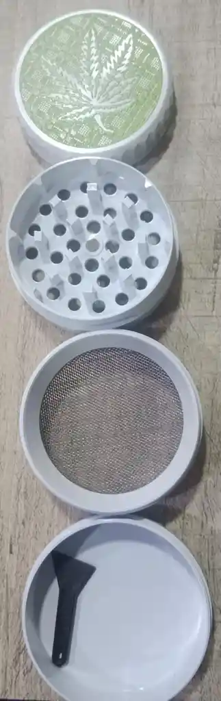 Grinder Metalico 3 Pisos Con Diseño