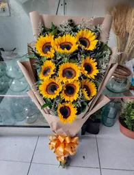 Engalanado De Girasoles