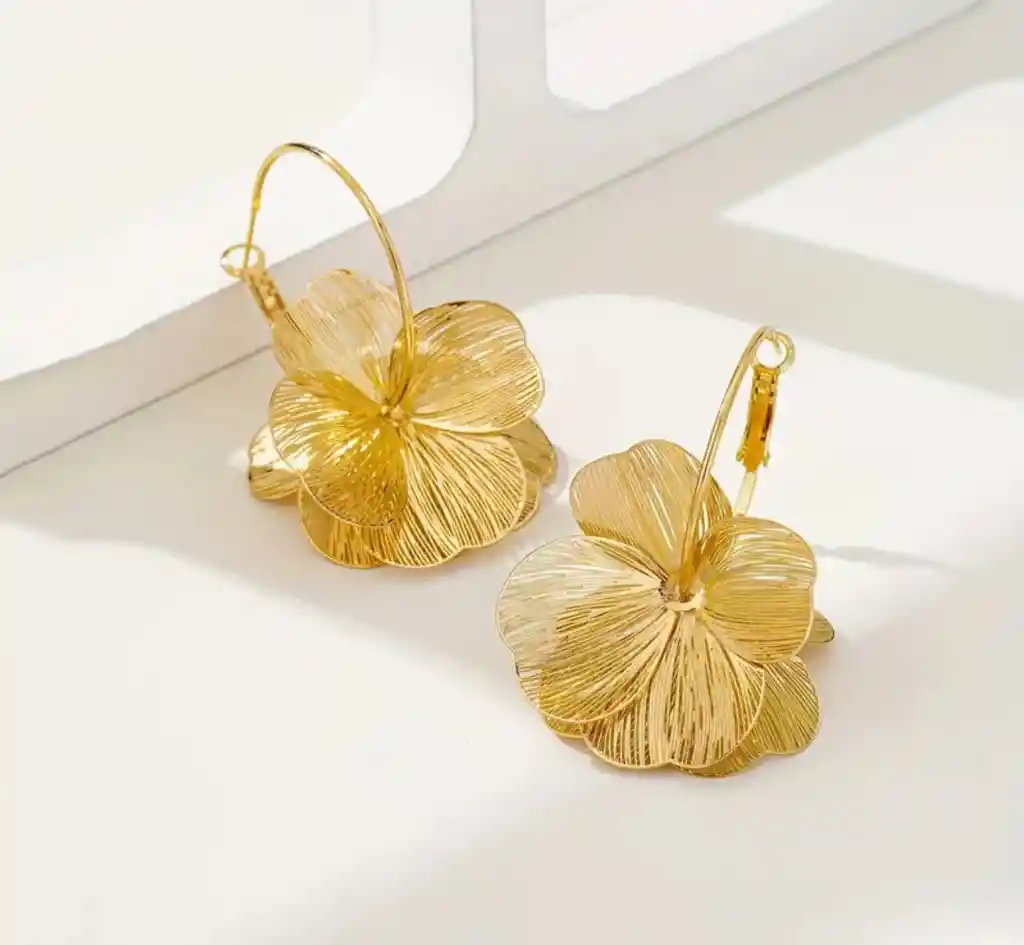 Argollas Petalos De Oro