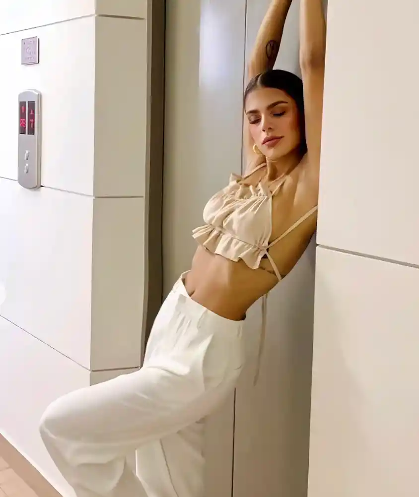 Crop Top Fruncido Beige Talla S/m