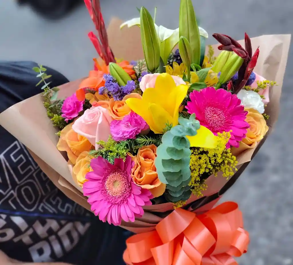 Flores Con Amor