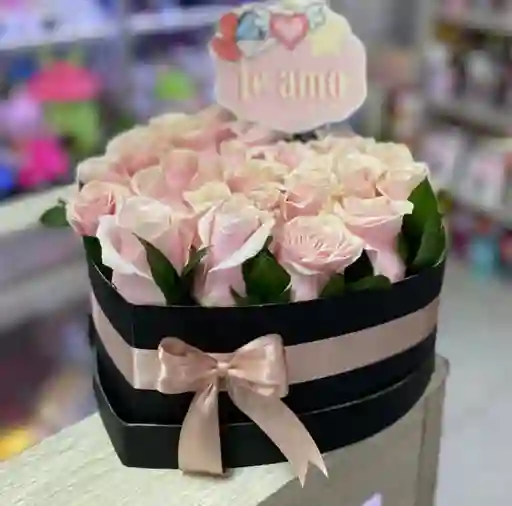 Corazón De Rosas