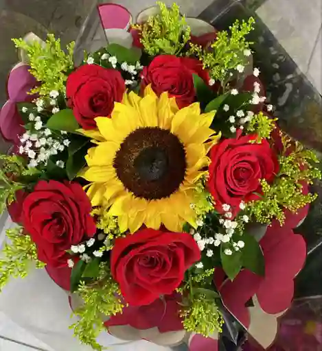 Bouquet Rosas Rojas Y Girasol