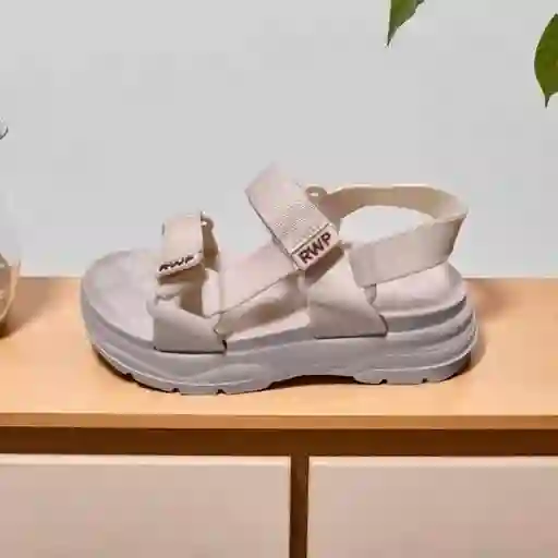 Sandalias Deportivas Beige Para Dama Talla 37