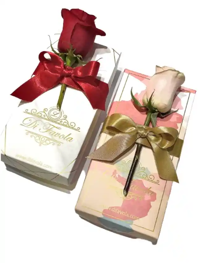 Cajita Pink X 6 Fresas Con Chocolate Y 1 Rosa