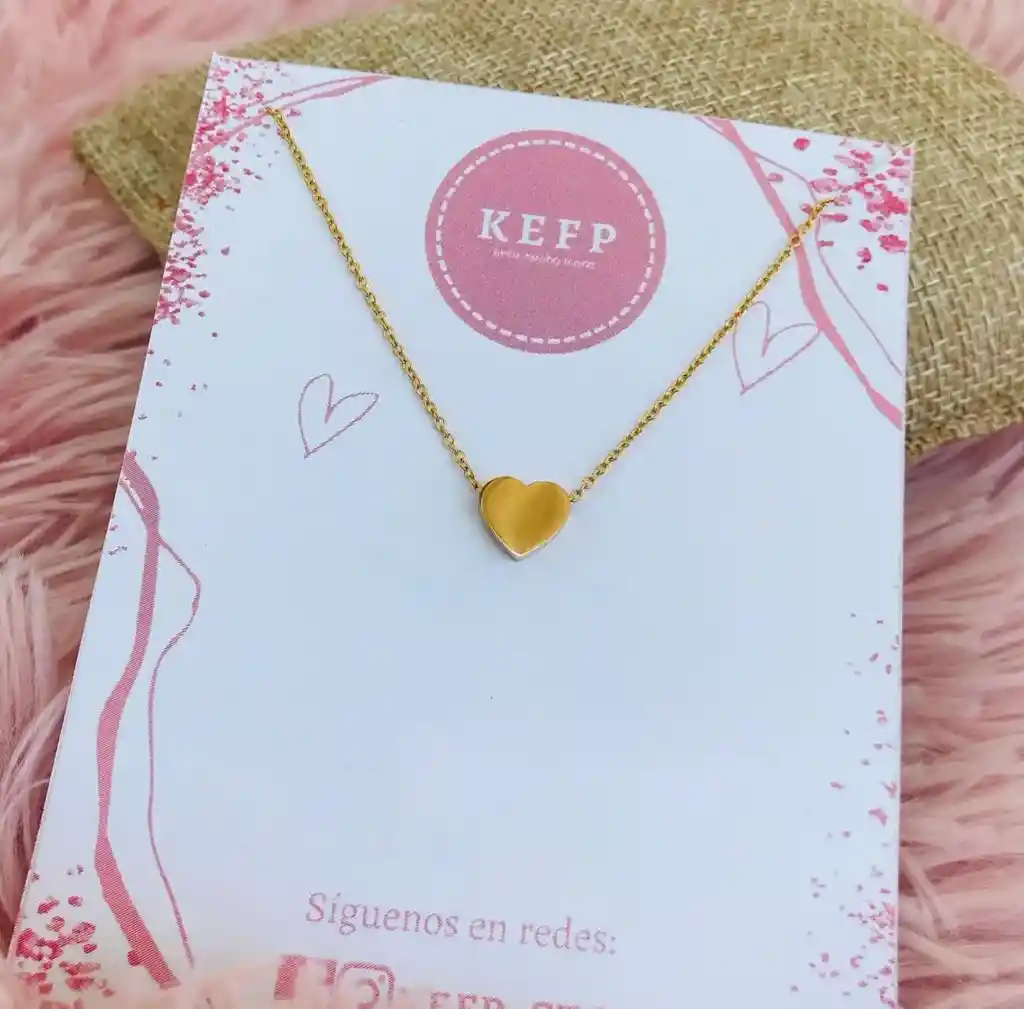 Cadena De Corazón Elaborada En Acero Inoxidable De Alta Calidad