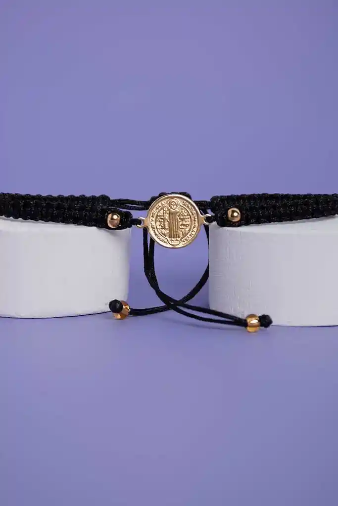 Pulsera San Benito Centro Tejido Negro