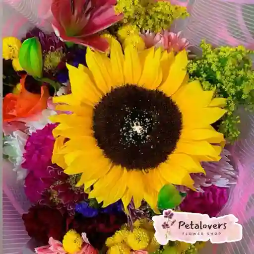 Flores Amarillas Flores Arreglo Surtido Con Girasol Y Lirio Amor Y Amistad