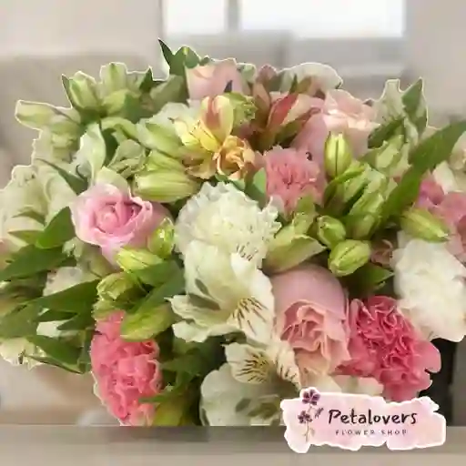 Flores Arreglo De Astromelias, Rosas Rosadas Y Claveles Amor Y Amistad