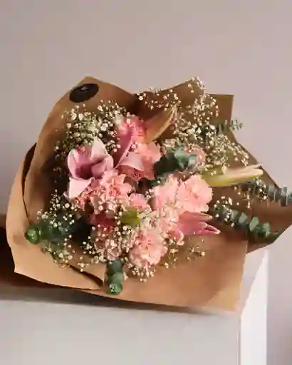 Bouquet Flores Lirios Y Claveles