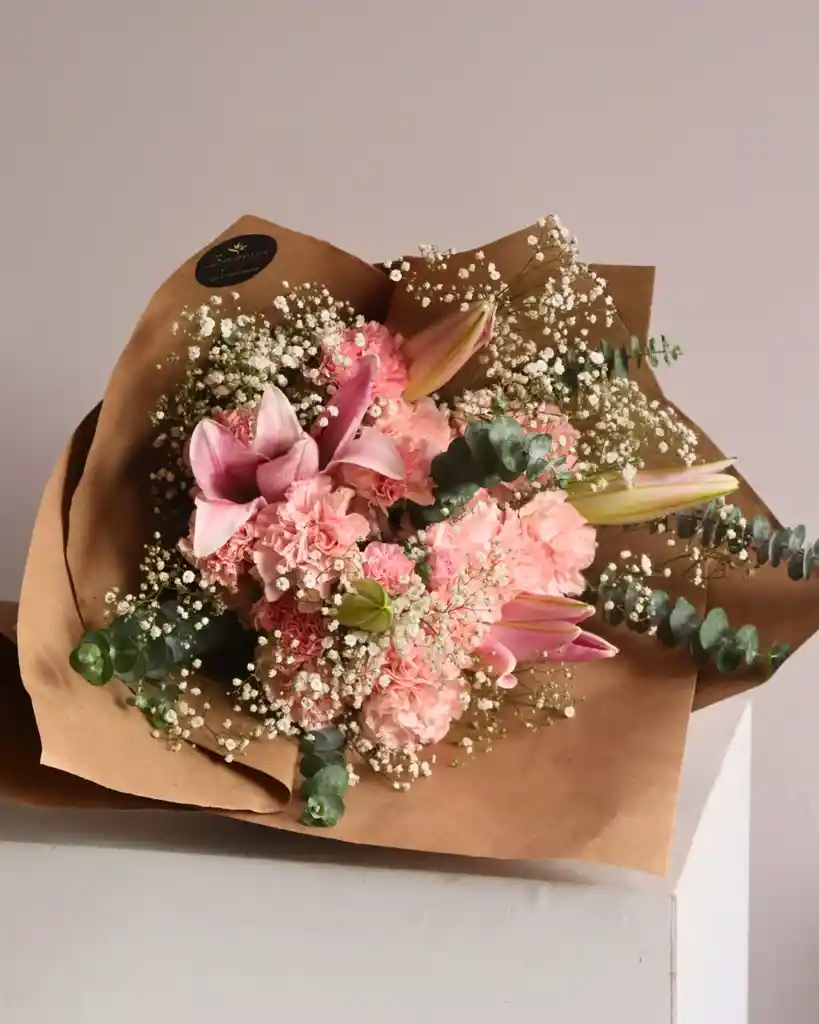 Bouquet Flores Lirios Y Claveles