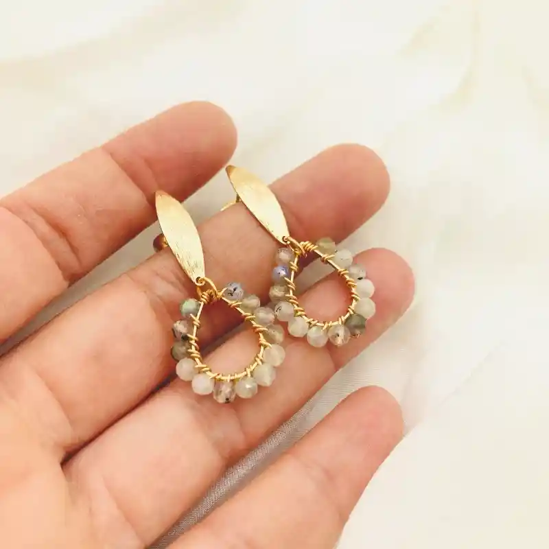 Aretes Gotita Tornasol Con Piedras