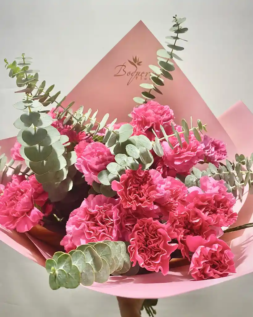 Flores, Claveles En Bouquet