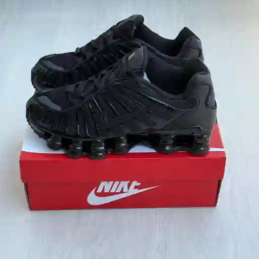 Tenis Nike
