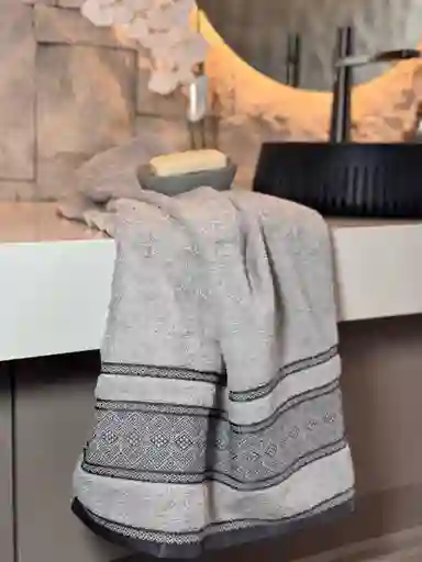 Toalla Hotelera 600 Gramos 70*1,40cm Elegant Premium - Gris