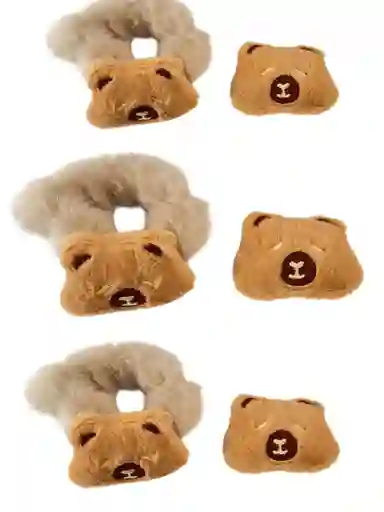 Set De Colero Moña Y Pinza De Capibara En Peluche