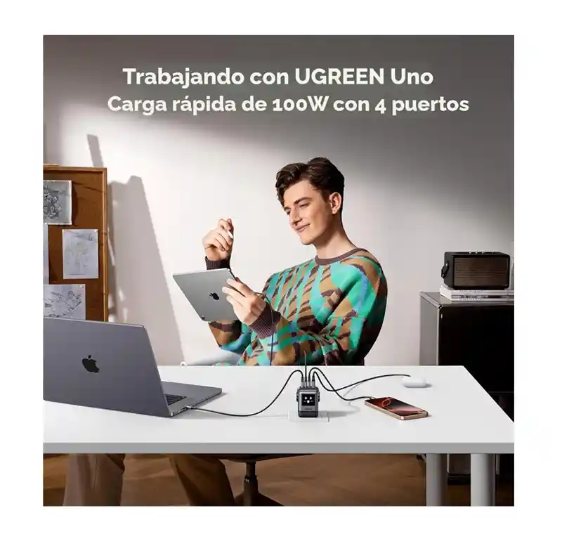 Cargador Rápido Ugreen Uno Usb-c 100w Pantalla Tft 4puertos