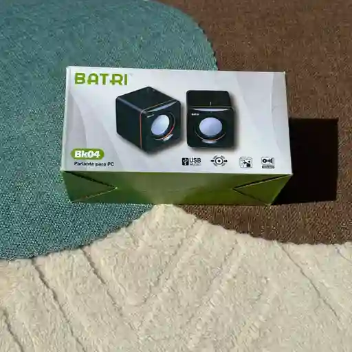 Parlante De Computador / Entrada Auxiliar Y Usb / Batri / Excelente Sonido
