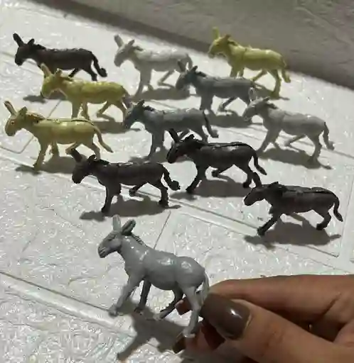 Animales Para Maqueta Burro X Unidad Burro X Unidad